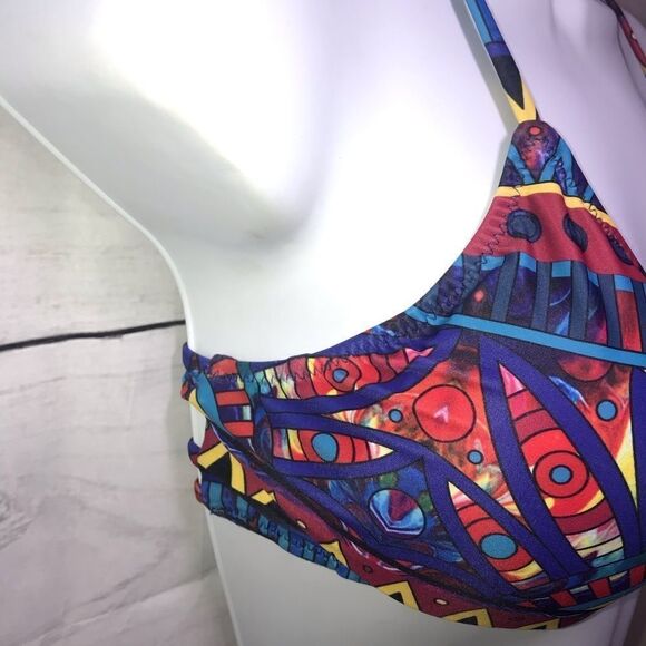 Zeraca Strap Side Bottom Halter Racerback Top - Picture 2 of 8